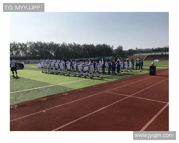 足球明星同庆国家生日 展现团结力量与荣光时刻