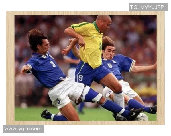 足球历史十大球星排名揭秘 盘点足坛传奇巨星的荣耀与成就